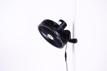 HOMEbox Air Breva EC Ventilador Clip de 206 mm, oscilante