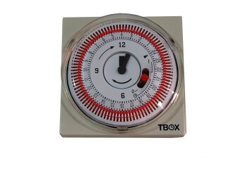 TBOX Temporizador 8x600 Watt con enchufe de calefacción